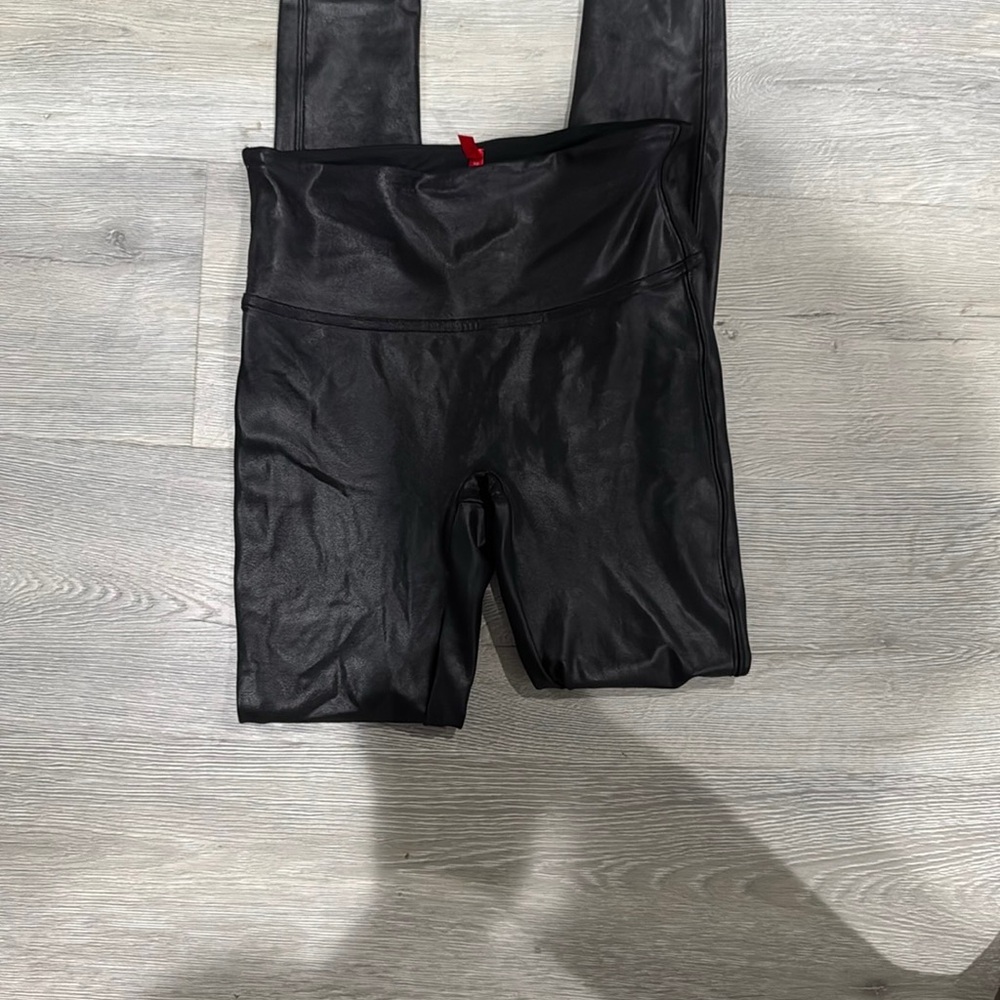 SPANX Faux Leather Leggings Size Small